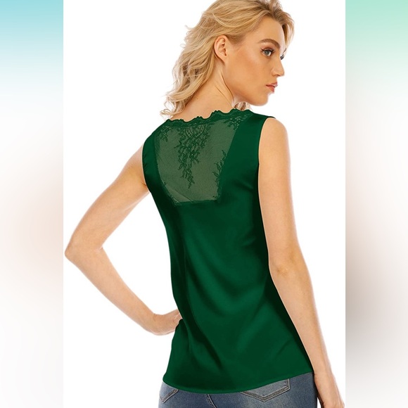 Green Silk and lace top - Picture 2 of 6